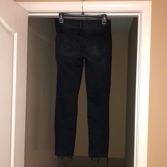 MOTHER Looker Ankle Fray Jeans in “Kiss in the Dark”, Size 25. - Picture 10 of 12